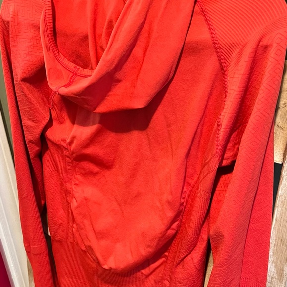 Athleta Long Sleeve with Hood Top - Picture 8 of 10